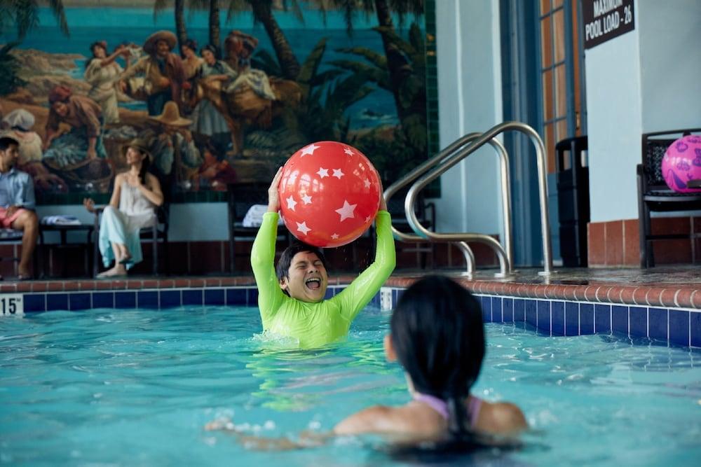 Embassy By Hilton Los Angeles International Airport South 3*